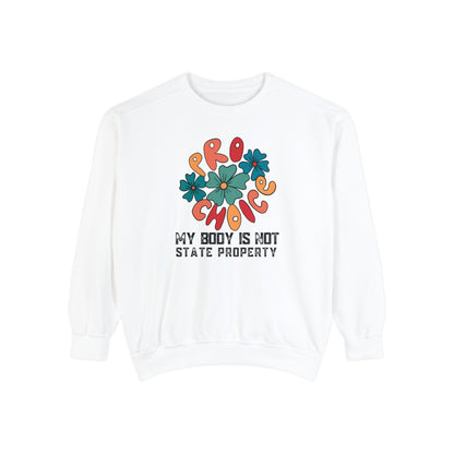 White color CC 1566 pro-choice sweatshirt
