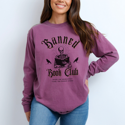 Berry - Banned Book Club Comfort Colors long-sleeve t-shirt for reading lover. Has a spooky graphic of a skeleton reading and says "Dying for knowledge? Fight for banned books."  Perfect gift for avid readers, literary enthusiasts, English majors and librarians.